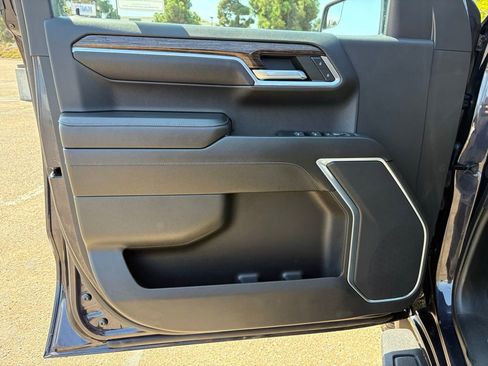 Used 2022 GMC Sierra 1500 Elevation image 14