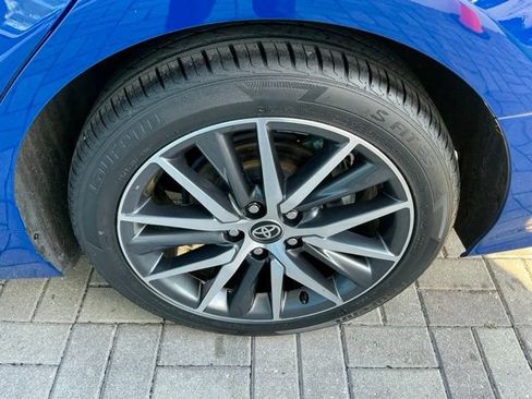 Used 2024 Toyota Camry XLE image 11