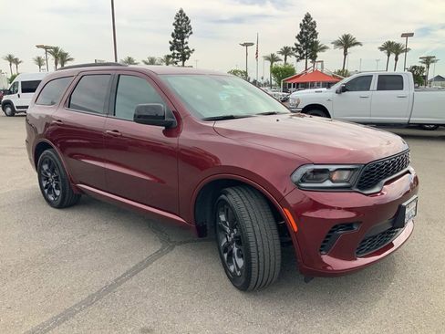 Used 2025 Dodge Durango GT w/ Blacktop Package image 3