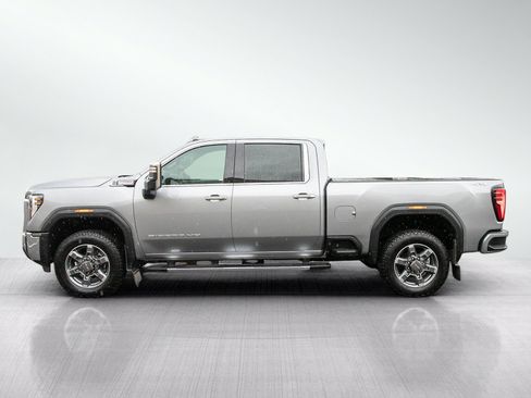 Used 2025 GMC Sierra 3500 SLT w/ SLT Premium Package AWD/4WD image 2