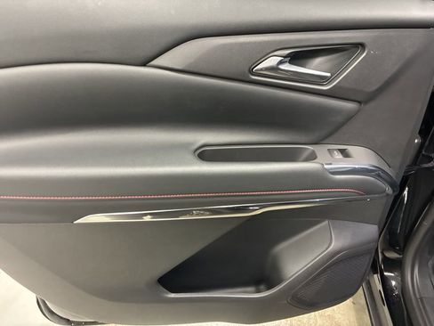 Used 2025 Chevrolet Traverse Z71 w/ Driver Confidence Package image 36