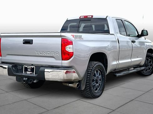 Used 2016 Toyota Tundra SR5 w/ Tow Package image 15