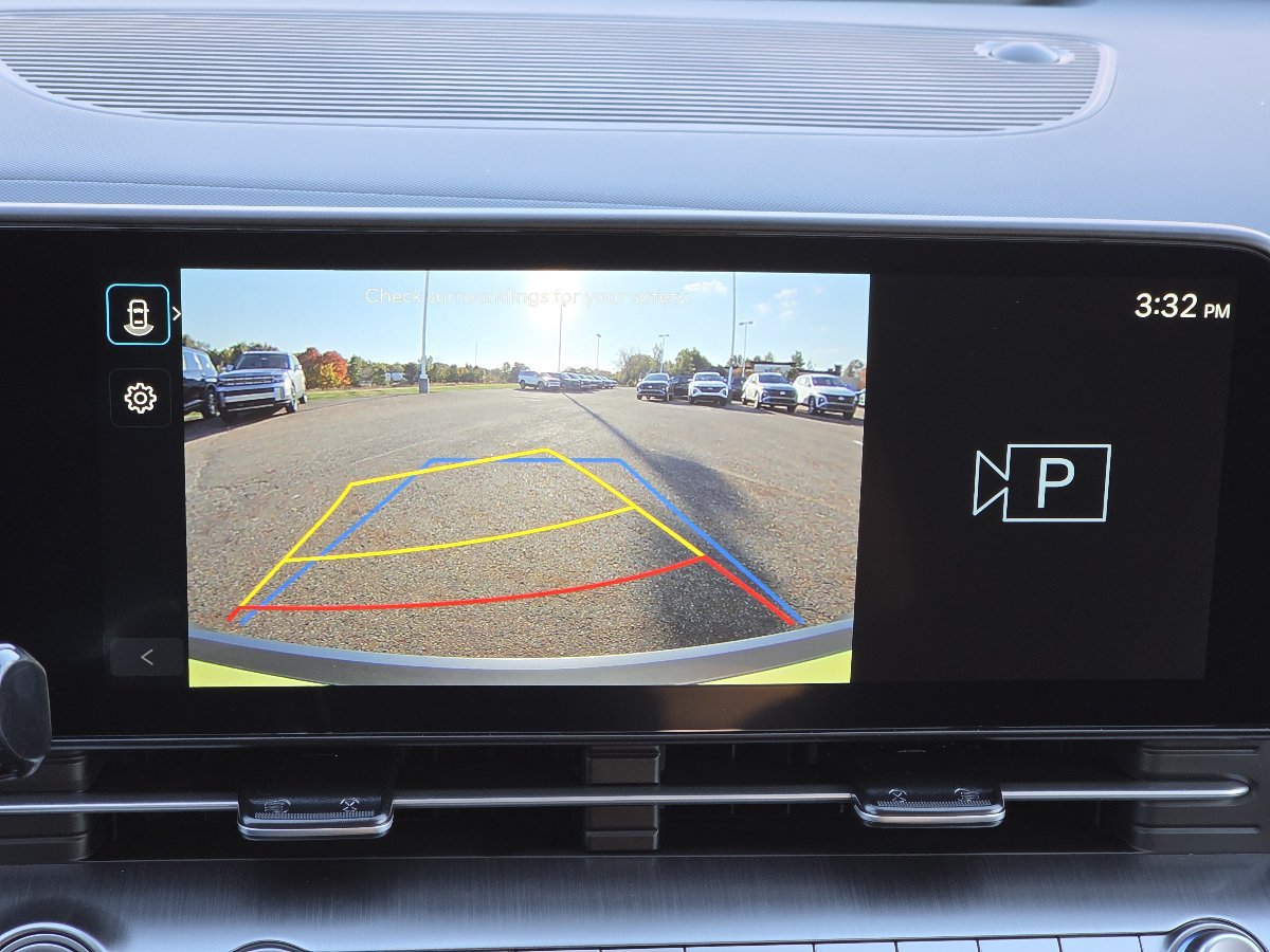 New 2027 Hyundai Kona SEL Premium FWD image 8