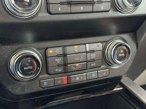 Used 2019 Ford F150 Limited w/ Trailer Tow Package image 29