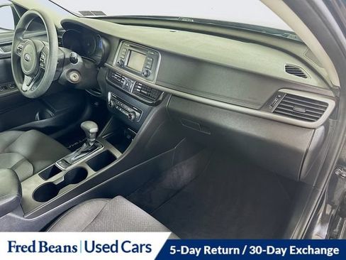 Used 2016 Kia Optima LX FWD image 30