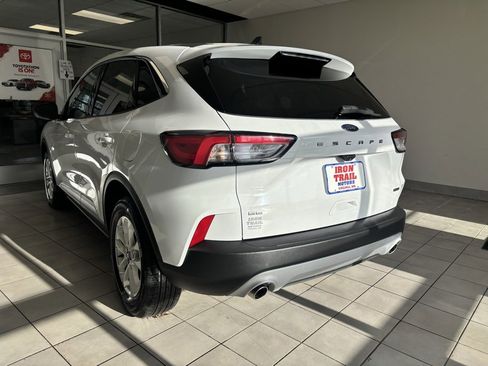 Used 2022 Ford Escape SE w/ Convenience Package image 27