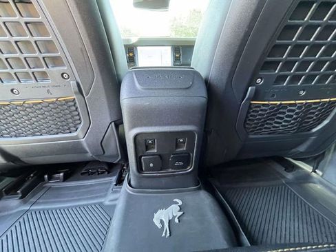 Certified 2022 Ford Bronco Badlands AWD/4WD image 17