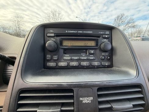 Used 2005 Honda CR-V EX image 21