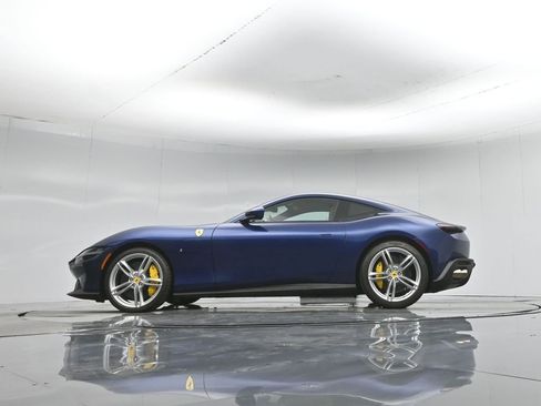Used 2023 Ferrari Roma RWD image 50