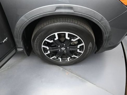 Used 2020 Nissan Pathfinder SL AWD/4WD image 37