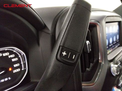 Used 2022 GMC Sierra 2500 SLT w/ SLT Convenience Package image 13