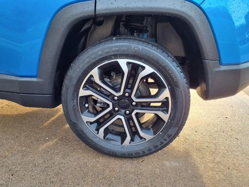 Used 2022 Jeep Compass Limited image 7