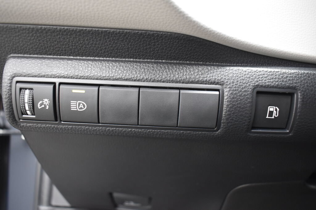 Certified 2026 Toyota Corolla LE FWD image 15
