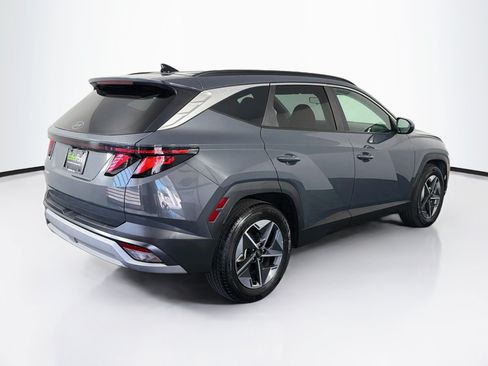 Used 2025 Hyundai Tucson SEL FWD image 9