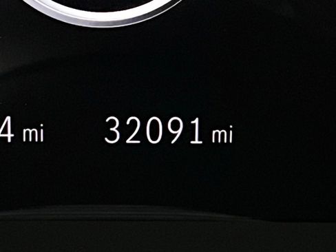 Used 2023 Mercedes-Benz C 300 4MATIC Sedan image 16