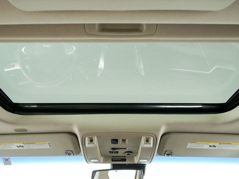 Used 2017 Chevrolet Tahoe Premier RWD image 21