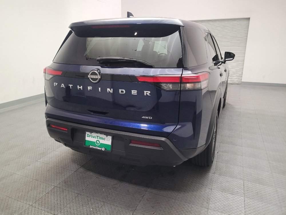 Used 2022 Nissan Pathfinder S AWD/4WD image 7