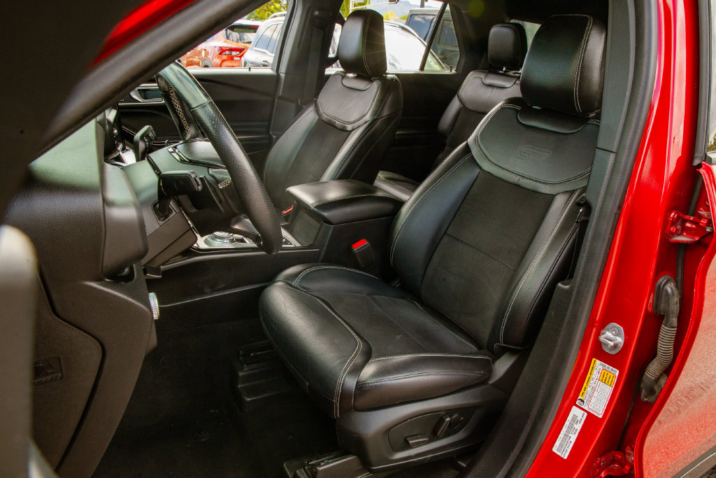 Used 2022 Ford Explorer ST AWD/4WD image 13