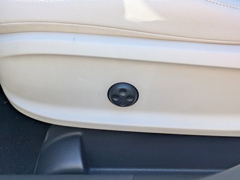 New 2026 Mercedes-Benz GLB 250 image 25