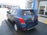 Used 2020 Chevrolet Trax LT w/ LT Convenience Package image 3