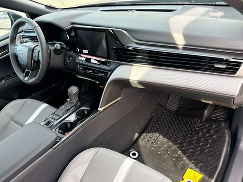 New 2026 Toyota Camry SE image 15