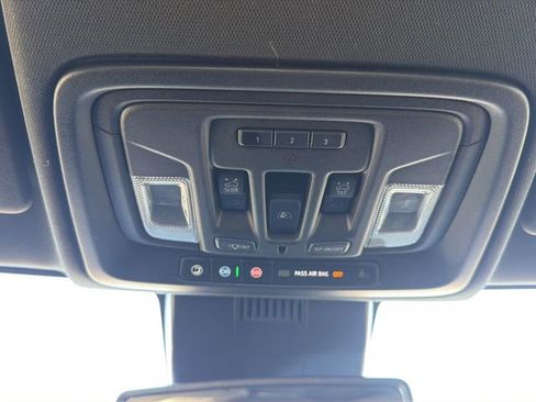 Used 2022 GMC Sierra 1500 AT4 w/ AT4 Preferred Package image 31