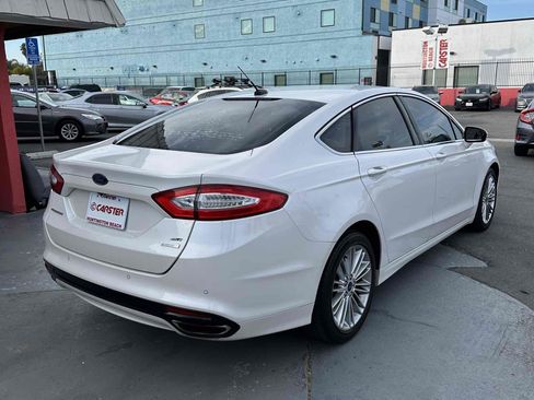 Used 2014 Ford Fusion SE w/ Equipment Group 202A image 7