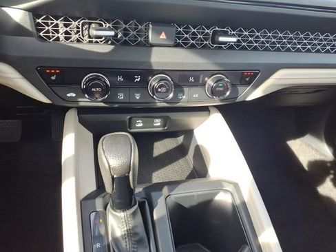 Certified 2023 Honda Accord EX image 14