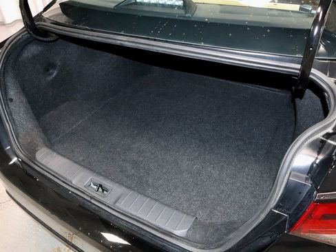 Certified 2025 Nissan Sentra S image 14