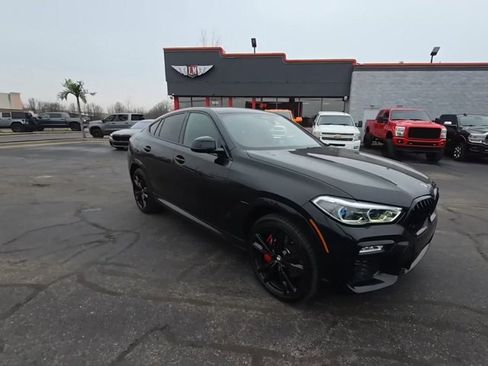 Used 2021 BMW X6 M50i w/ Executive Package image 3