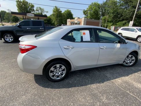 Used 2014 Toyota Corolla S FWD image 2