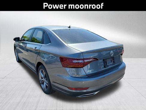 Used 2019 Volkswagen Jetta R-Line FWD image 7
