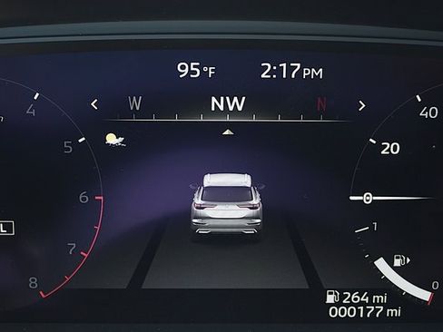 New 2025 Mitsubishi Outlander SE image 24