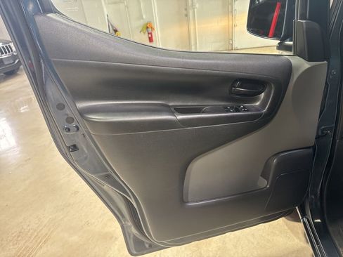 Used 2019 Nissan NV200 SV w/ Navigation Package image 24