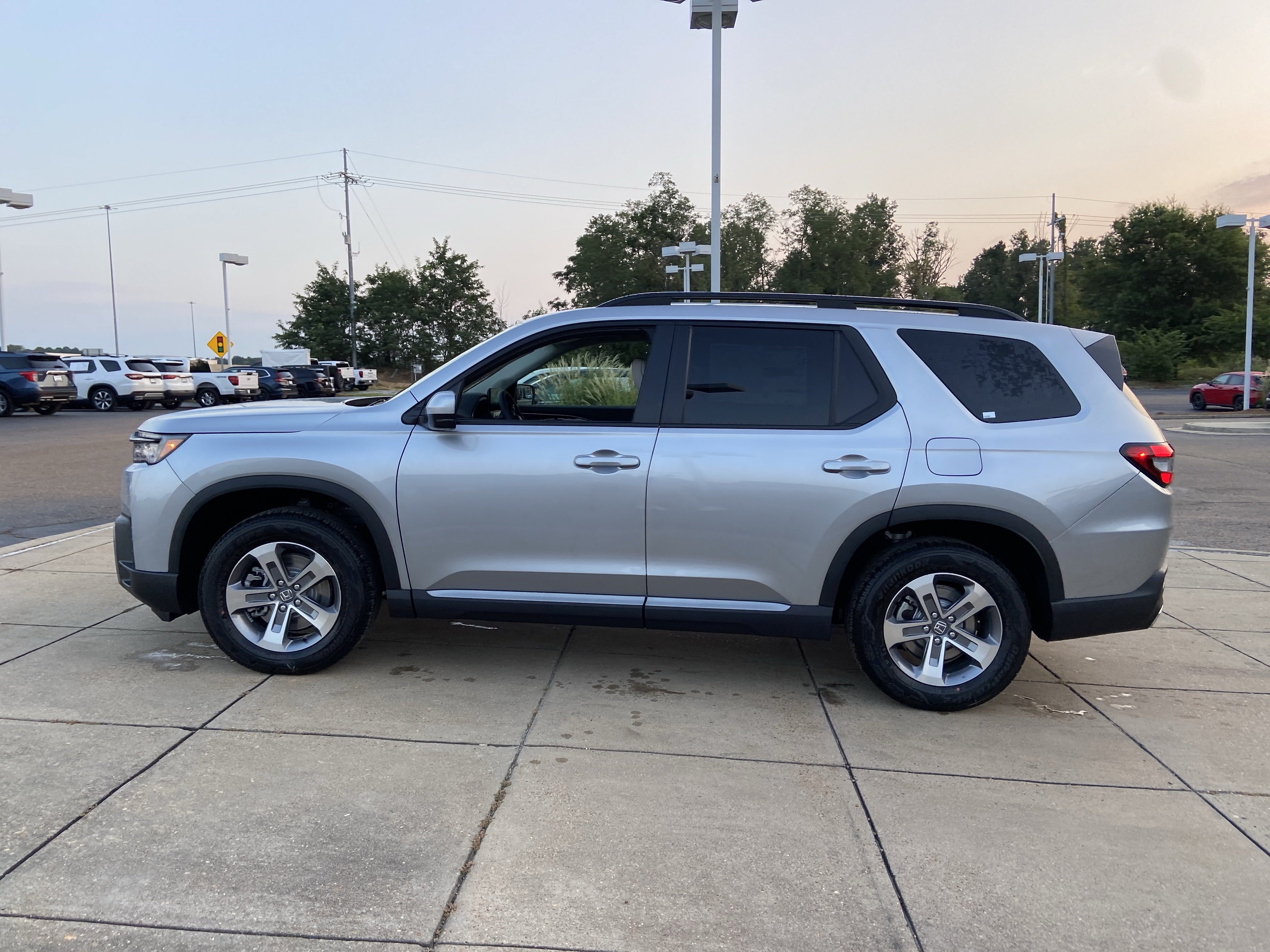 New 2026 Honda Pilot EX-L image 6