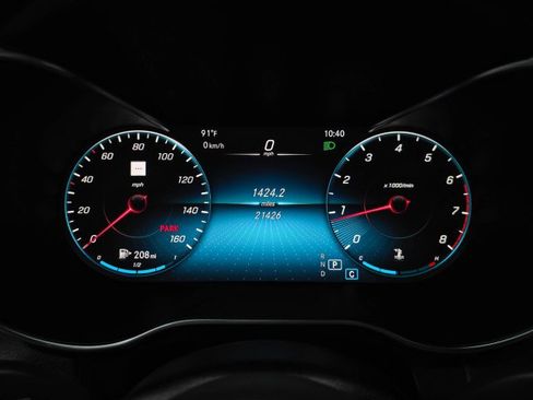 Used 2021 Mercedes-Benz GLC 300 4MATIC image 25