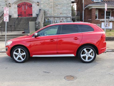 Used 2013 Volvo XC60 T6 image 4