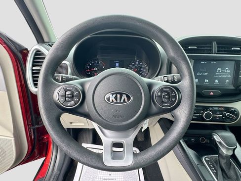 Used 2021 Kia Soul LX image 14