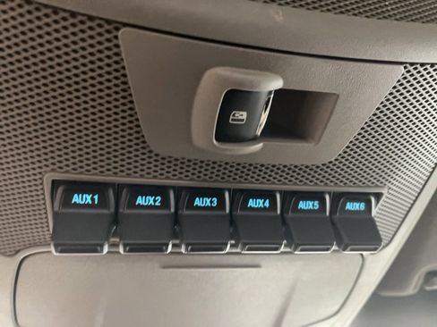 Used 2022 Ford F350 XLT w/ XLT Premium Package AWD/4WD image 14
