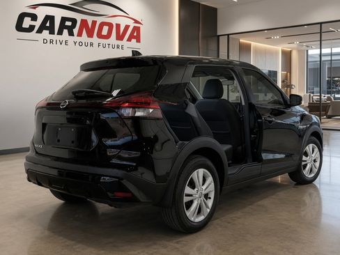 Used 2021 Nissan Kicks S FWD image 5