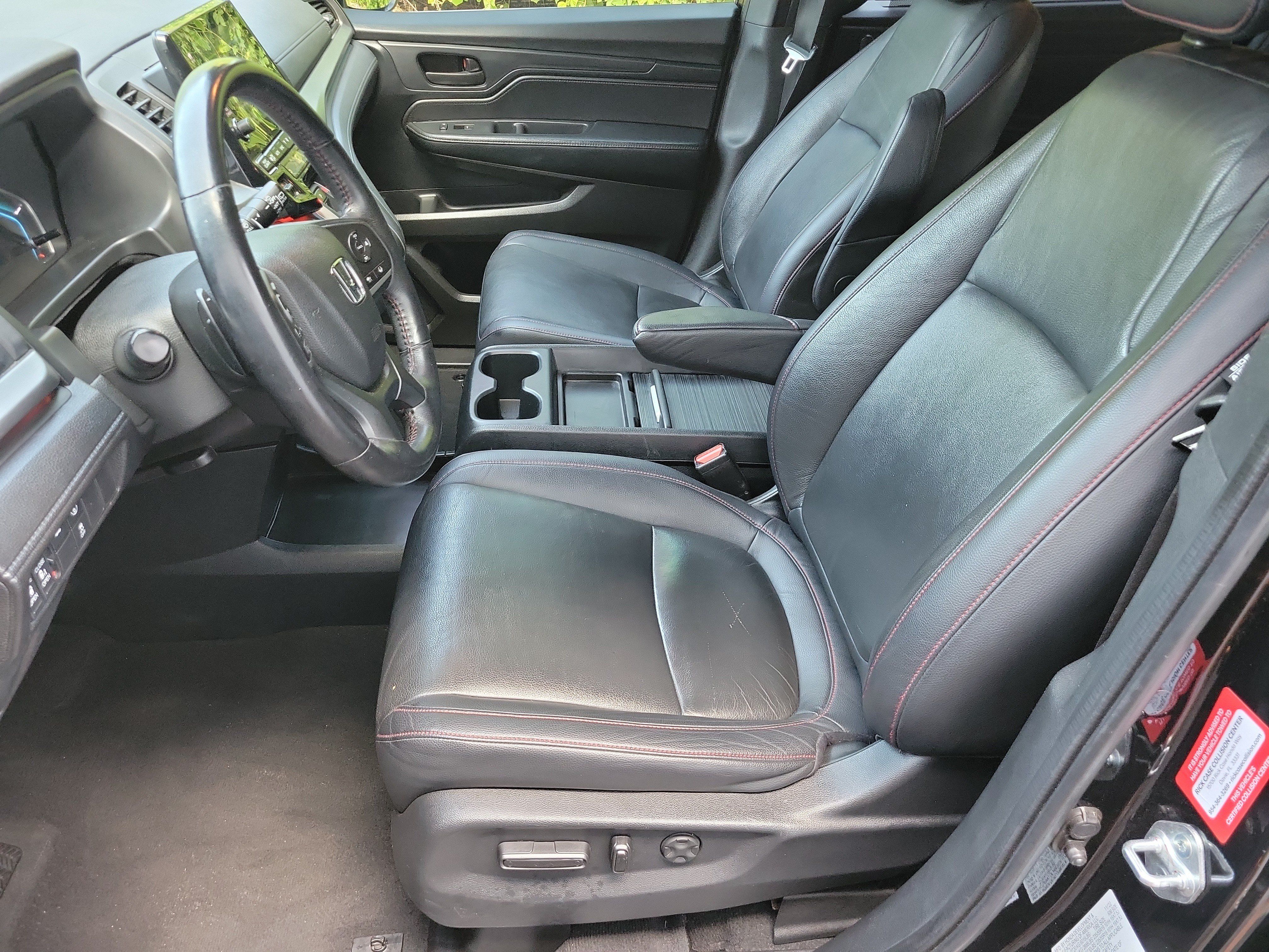 Used 2023 Honda Odyssey Sport image 9