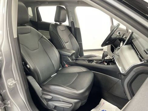 Used 2022 Jeep Compass Limited w/ Sun and Sound Group image 27