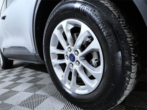 Certified 2022 Ford Escape SE w/ Convenience Package image 2