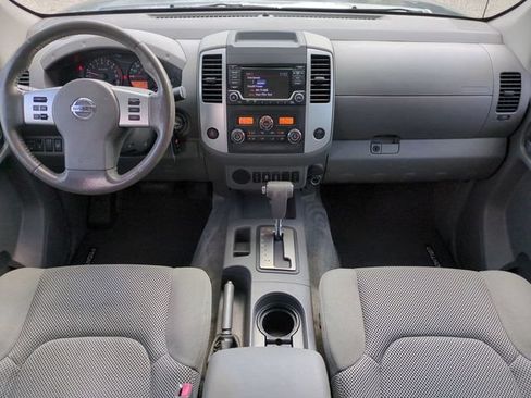 Used 2016 Nissan Frontier SV w/ SV Value Truck Package RWD image 14