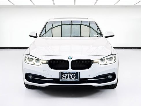 Used 2018 BMW 328d Sedan image 2