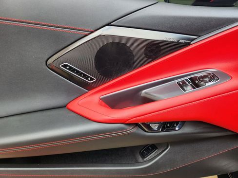 Used 2024 Chevrolet Corvette Stingray Preferred Cpe w/ Z51 Performance Package RWD image 20