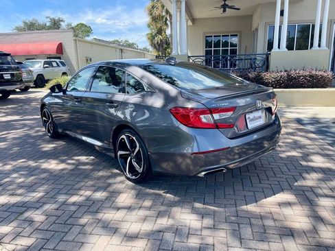 Used 2018 Honda Accord Sport image 3