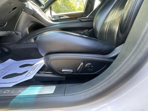 Used 2019 Lincoln MKZ Reserve AWD/4WD image 13