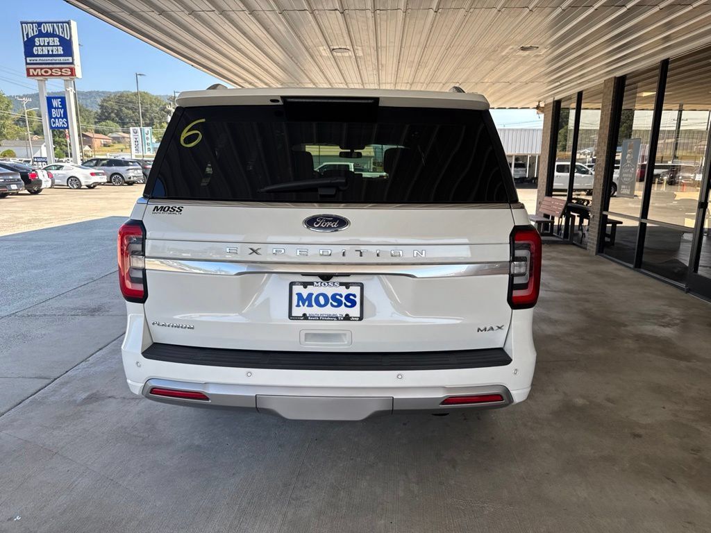 Used 2023 Ford Expedition Max Platinum AWD/4WD image 5
