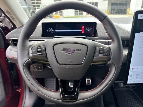 Used 2025 Ford Mustang Mach-E Premium w/ Sport Appearance Package AWD/4WD image 23